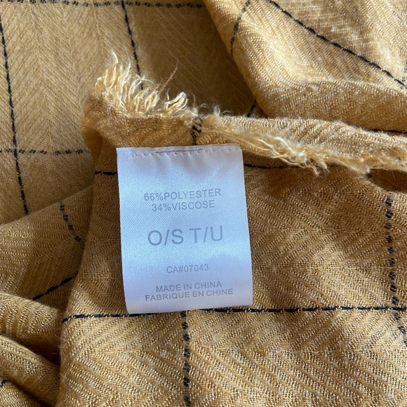 🔸 Maison Cinqcent 🔸 lightweight shawl - Picture 4 of 6